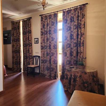 Ξενοδοχείο Jayca